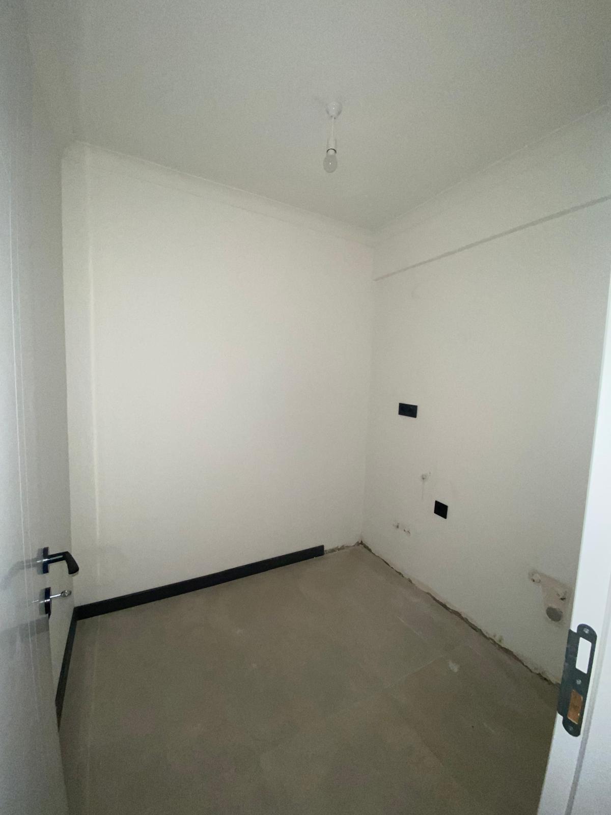 MABEL GAYRİMENKUL/ BEŞİKDÜZÜ/ ÇARŞI İÇİ SATILIK KOMPLE BİNA